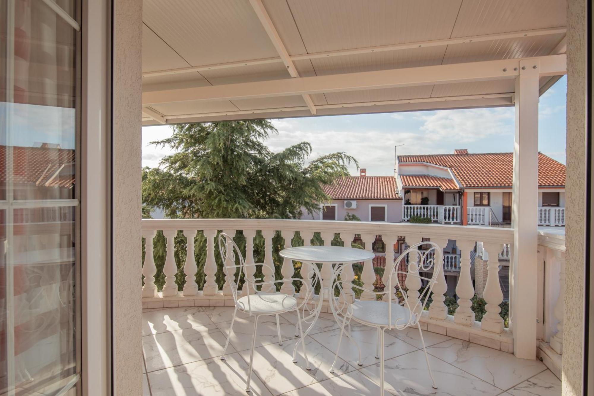 Hotel Villa Vera 2 Fažana Extérieur photo