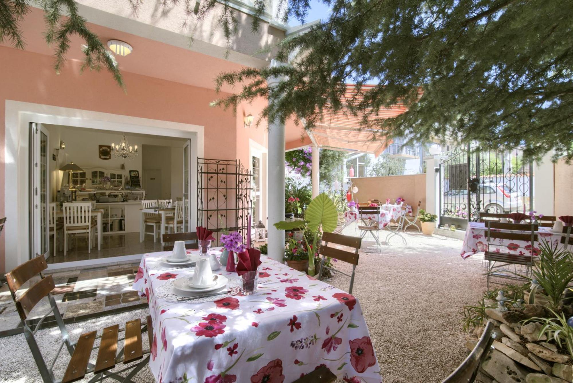 Hotel Villa Vera 2 Fažana Extérieur photo