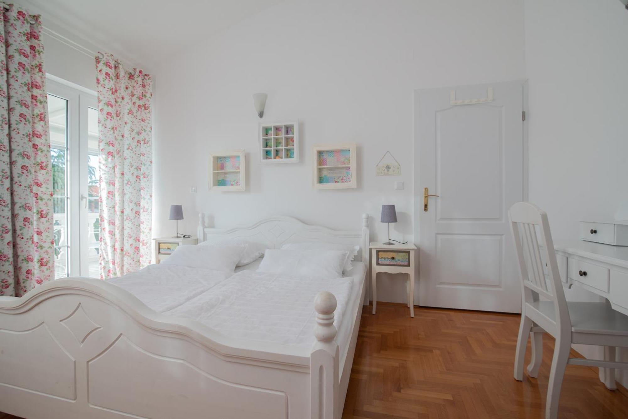 Hotel Villa Vera 2 Fažana Extérieur photo
