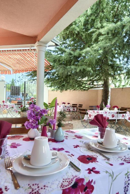Hotel Villa Vera 2 Fažana Extérieur photo