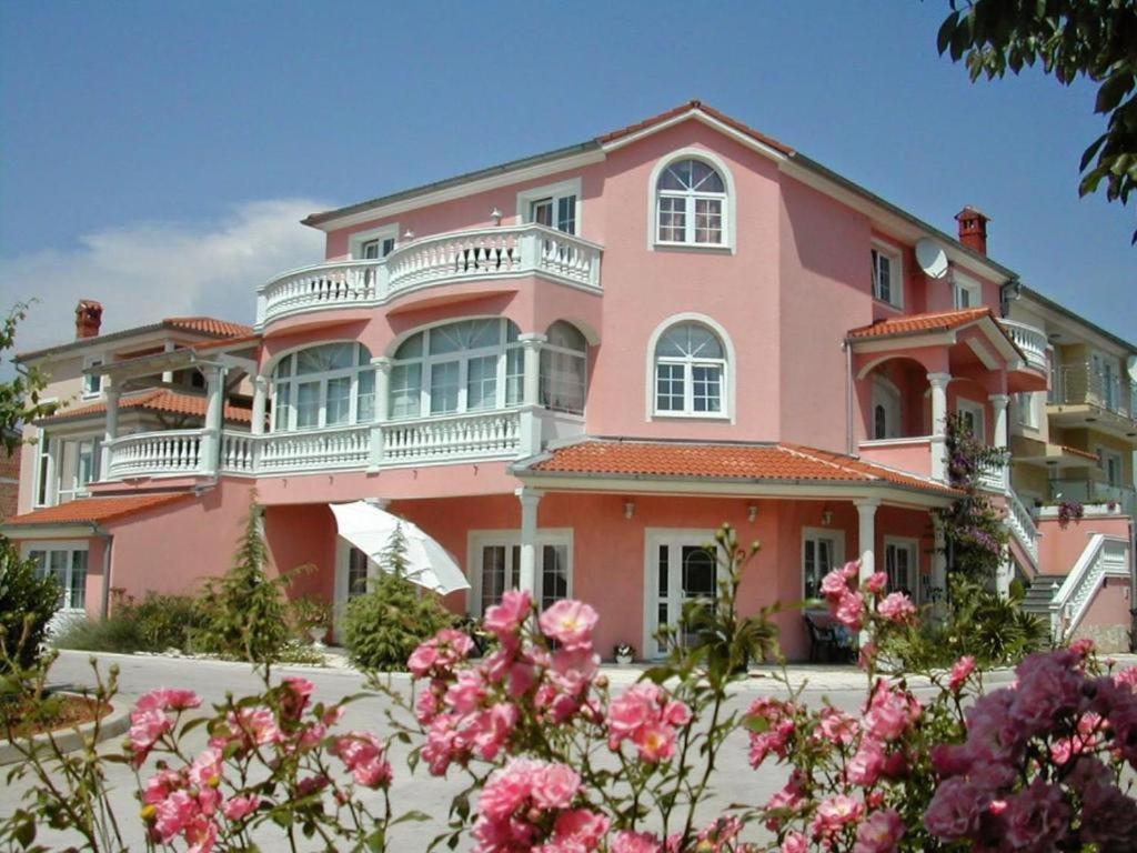 Hotel Villa Vera 2 Fažana Extérieur photo